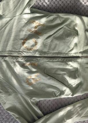 Кофта на молнии урокочённая