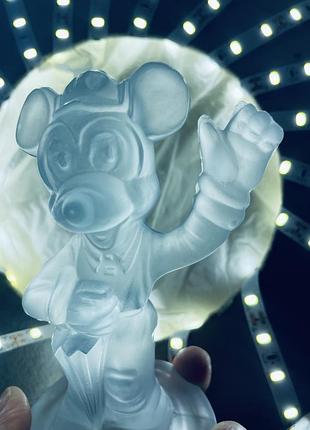 Disney колекційна фігурка micky mouse