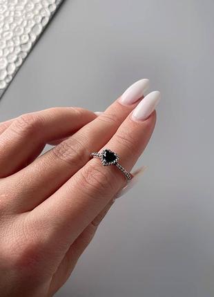 Каблучка pandora чорне серце 4