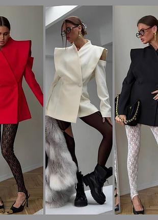 Жіночий подовжений піджак -сукня з відкритими плечима