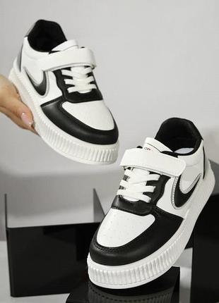 Кросівки чорно-білі том.м 31-36р (20-22,7см) 34