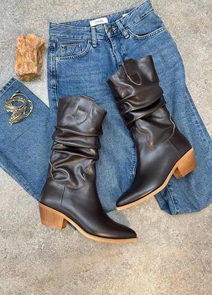 Казаки з італійської шкіри з жаткою жіночі