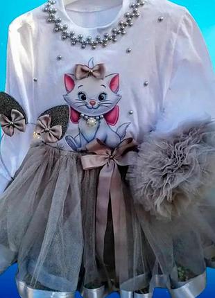 Праздничный костюм для девочки " кошка'' юбка, реглан, обруч,ц вет белый + серый,размеры 1-10 лет