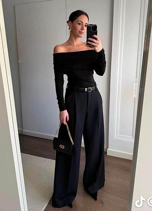 🌿 кофта на плечі від zara