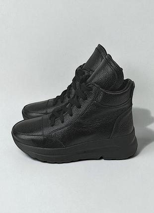 36-41 рр высокие кроссовки натуральная кожа деми/зима черный, бежевый, белый