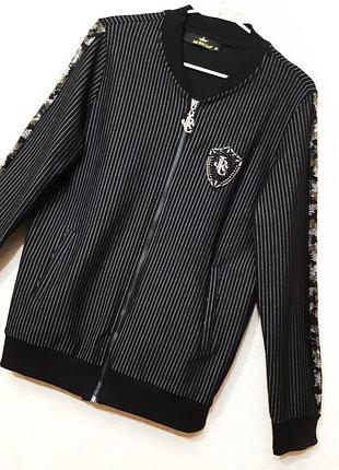 Куртка с блискавкою ошатна нарядна жіноча чорна в білу смужку з кишенями упругий стрейч-трикотаж середньої щільності піджак бренд just rich class