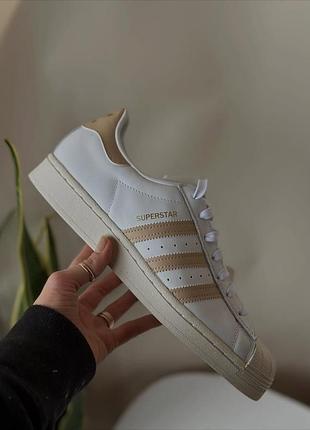Кроссовки женские adidas, 42p., верху натуральная кожа, внутри текстиль 5