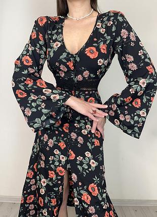 Распродажа платье prettylittlething миди с кружевными вставками 8