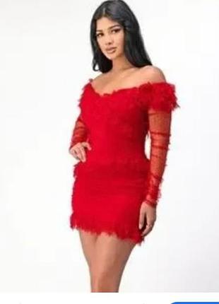 Платье с перьями р с