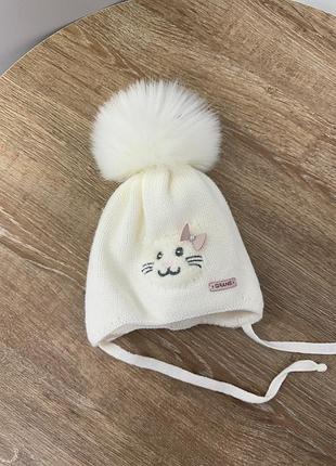 Шапка для дівчинки