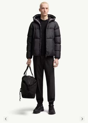 Пуховик moncler