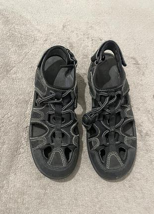 Сандалі босоніжки 33-34 р