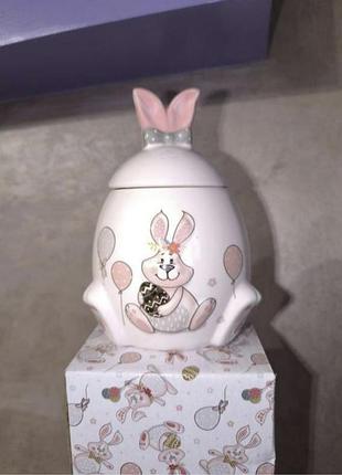 Неймовірно красива ємність банка  яйце кролик