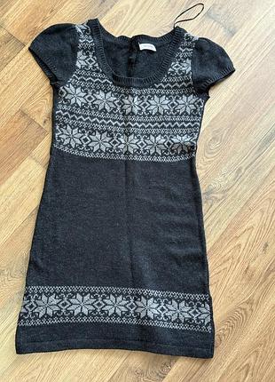 Вовняне платічко розмір s