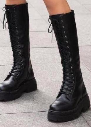 Сапожки высокие на шнуровке
