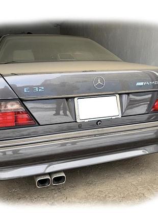 Mercedes-benz 124 рамка под номер (сша номер)