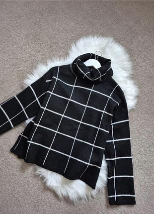 Жіночий светр