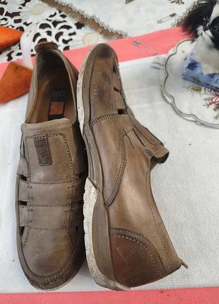 Туфлі. ( шкіра)