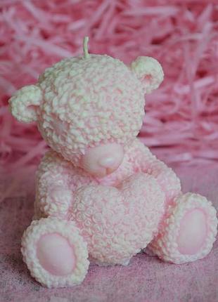 Свеча "медвежонок me to you с сердцем" до дня валентина, из соевого воска, ручная работа, декор на 14 февраля