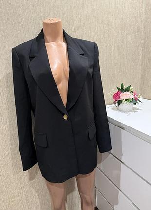 Базовый женский пиджак оверсайз