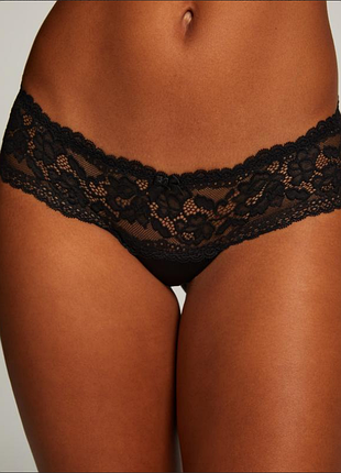 Арт.104 трусики жіночі стринги чорні від hunkemoller.