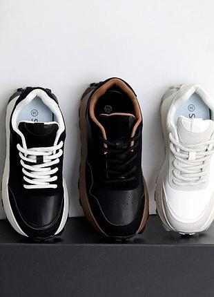 Кросівки жіночі демісезонні