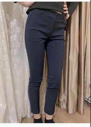 Сині брюки