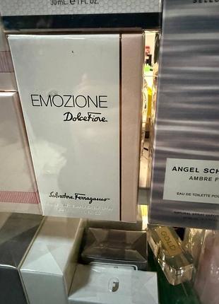 Salvatore ferragamo emozione dolce fiore 30мл