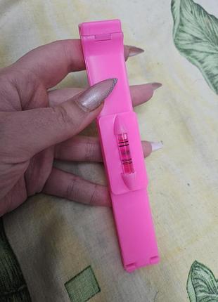 Прибор для фиксирования ровных прядей для стрижки