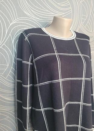 Новый мягкий красивый модный джемпер