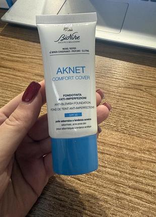 Тональна основа bionike aknet comfort cover