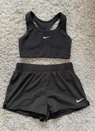 Спортивный топ nike