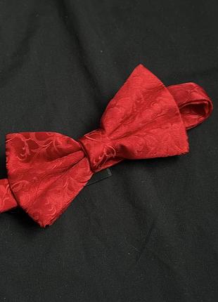 Галстук бабочка красный пейсли
