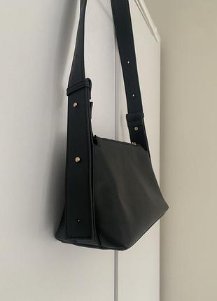 Актуальна ,базова сумка. 3