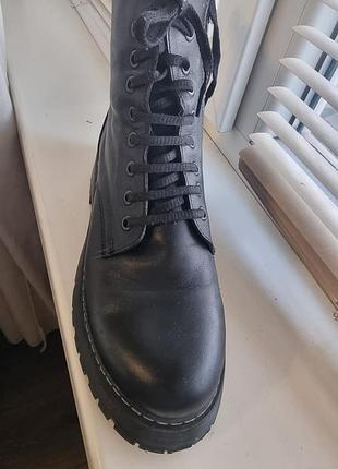 Черевики, натуральна шкіра, чорні,