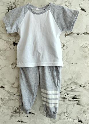 Літній костюмчик 12-18м.