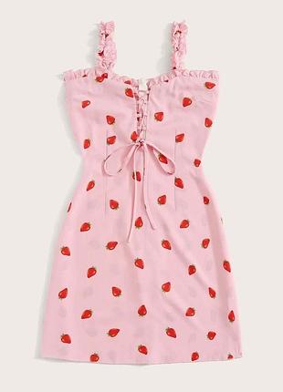 Жіноче плаття в полуниці