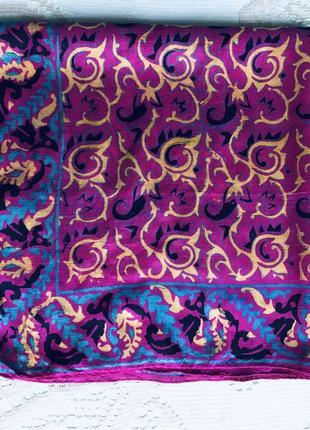 Причудливо-изысканный платочек-гаврош из матового тонкого шелка. индия.7 фото