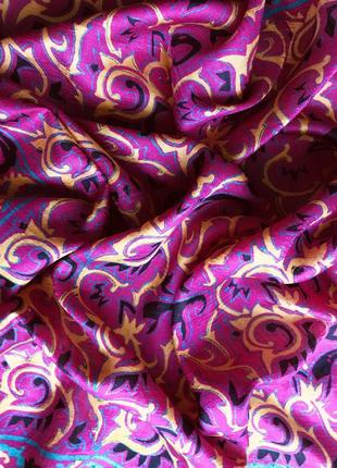 Причудливо-изысканный платочек-гаврош из матового тонкого шелка. индия.2 фото