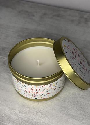 Ароматична свічка з написом "happy birthday