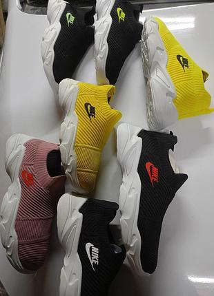 Кросівки,сліпони 4