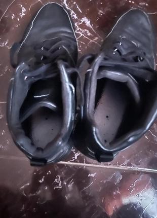 Кросівки чоловічі 7