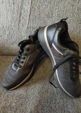 Женские кроссовки footflexx 39р.(25см)