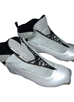 Ботинки для беговых лыж hartjes gosau gray, предназначенные для классического стиля и креплений sns