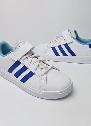 Кроссовки adidas