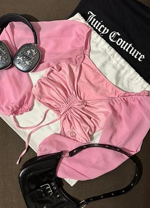 Топ з рукавами