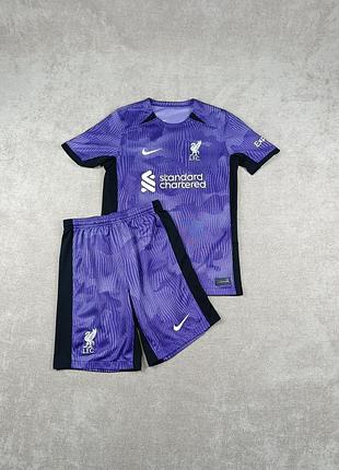 Nike liverpool дитяча тренувальна форма футболки та шорти liverpool 3rd y jsy 2022 — purple