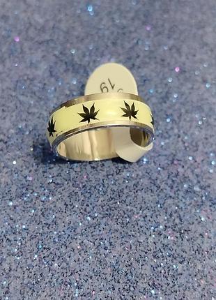 Кольцо 19р, обручка люминесцентная, кольцо люминесцентное