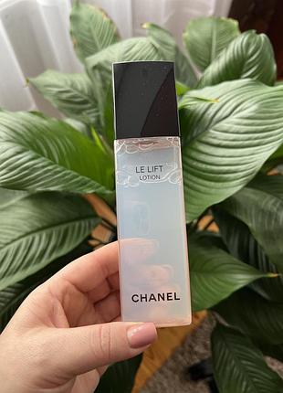 Пом'якшувальний лосьйон для обличчя chanel le lift firming smoothing lotion