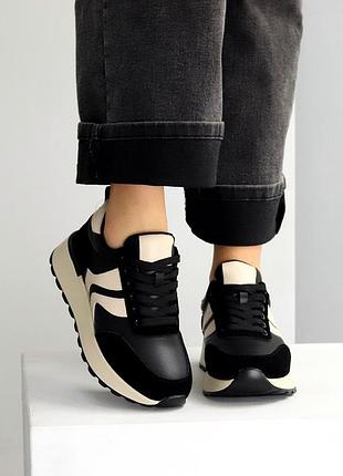 Кросівки жіночі шкіряні